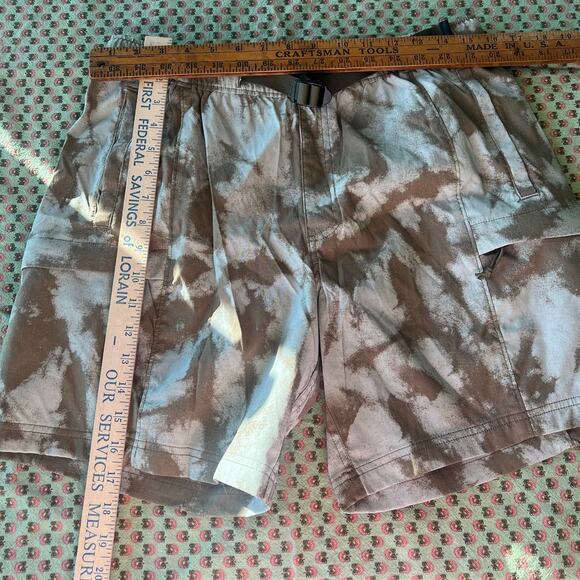 The North Face Men’s Class V Belted Shorts Brown Tie Die 5 in M EUC - Picture 7 of 7